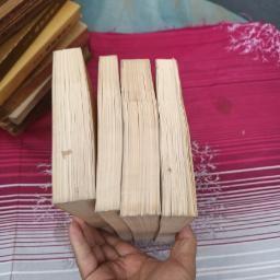 毛泽东选集1-4卷(英文版)内页非常干净。