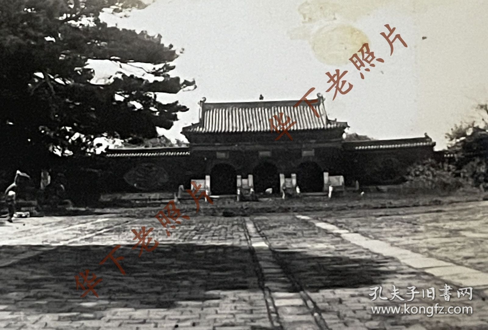 民国时期，辽宁沈阳，奉天北陵的山门。