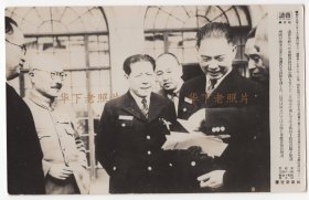 1943年，江苏南京，会议期间，汪精卫、陈公博在交谈。