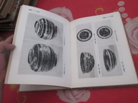 1981年《云梦睡虎地秦墓》绸子面精装本全1册，16开本，文物出版社一版一印 馆藏品好 实物拍照