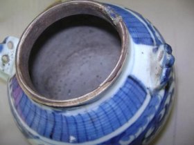 代时期青花瓷，手提茶壶