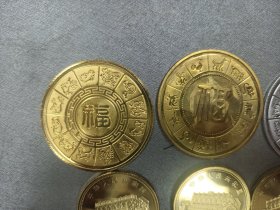w 2016年 《虎年纪念币五元》 五枚！！！印面为天安门、福、虎