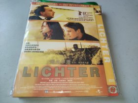 DVD   遥远的光辉  曙光乍洩  Lichter (2003)   本片荣获2003柏林电影节金熊奖提名和2004巴伐里亚国际电影节最佳影片。