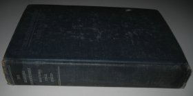 《The Beginning Superintendent》，1937年美国纽约英文原版，作者 Frederick Elmer Bolton , Thomas Raymond Cole , John Hunnicut Jessup。THE MACMILLAN  COMPANY出版。小16开本，高档道林纸精印，全书共600余页，附多幅插图和表格，黑色漆布面硬精装。