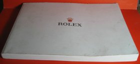 《ROLEX 2012-2013:劳力士蚝式恒动手表全系列产品介绍手册》2012年12月瑞士劳力士手表厂原厂印制，全汉语。24开本，高档铜版纸，共170余页。尺寸（长×宽×厚）24厘米×17厘米×1.3厘米。