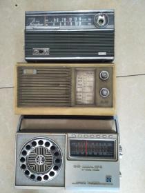 低价出售天坛、633-1收音机、春雷收音机三个90元