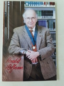 罗阿尔德·霍夫曼 亲笔签名照片，1981年诺贝尔化学奖得主，美国化学家