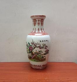 漂亮的七十年代花鸟纹景德镇瓷瓶