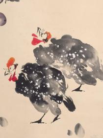 中国京剧表演艺术家，四小名旦之一，张君秋(1920-1997)《葡萄双鸡图》69cm×44cm，纸本立轴；