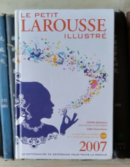 Le Petit Larousse Illustre （French Edition）2007精装法文 《拉鲁斯词典》，15万词条，5000插图