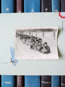 老照片-五十年代小学运动会上 上海梧桐路第一小学
