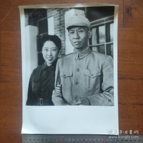 超大尺寸：1949年，刘少奇、王光美在北京香山（115号）