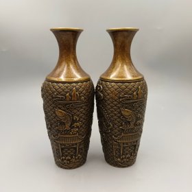 赔钱处理 铜器  鱼跃龙门花瓶一对（尺寸 5.5*17CM   重885g）