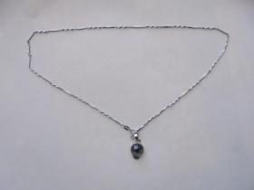 珠宝首饰 ：925纯银项链+镶宝石坠  （长43厘米）