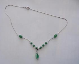 珠宝首饰 ：玉石项链 一条 （长43厘米）