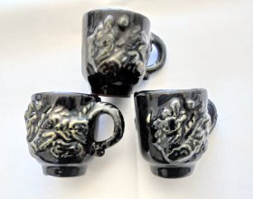 瓷器：龙、云图案黑釉 小酒杯 三个一起合售 （口直径4.5厘米，高5.2厘米）