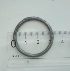 老锁钥匙：   铁制 老钥匙环  （直径3.3厘米）