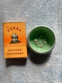 龙泉青瓷 内凸起双鱼茶碗 一只  茶盏  茶杯