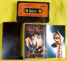 磁带                宝拉阿巴杜《精选》1991（黑卡）