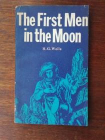 [英文原版影印]The First Men in the Moon/the Bridge Series 第一次上月球的人们（插图本）/“桥”系列