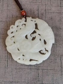 连年有余老玉佩