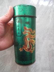 中国名茶.信阳毛尖.夏力商标.河南省信阳县青云茶厂铁桶茶叶罐