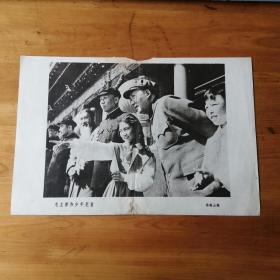 毛主席刘少奇同志和少年儿童  黑白画像   1张 8品  1953年【综合杂件卡】2号