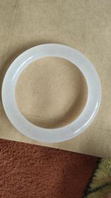 玉石玉器；极品冰种翡翠手镯一个直径60毫米白色通透好货都能看见