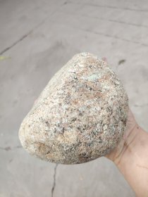 奇石收藏；夜光石萤石原石一块15厘米12厘米10厘米重约7.40市斤{绿光}