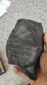 奇石陨石一块；吸铁陨石黑色15厘米*10厘米*8厘米重3.8市斤