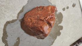 奇石；红玛瑙原石一块重3市斤