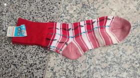 制服/服饰；老棉线袜子一双红梅牌22公分红色山西新绛袜厂