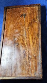 591号13档带底板海南黄花梨老算盘34/17Cm。品相如图包老包真纹里清晰油性大荧光强香味正很有收藏价值。