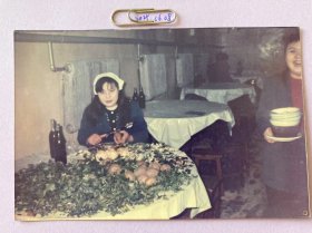 南岗饭店十九岁 多单合并运费满百包邮只发快递 彩色老照片非黑白老照片 全网同售 不定期下架 加购请及时付款 欢迎选购 250608PSD