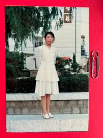 教学楼前 多单合并运费满百包邮只发快递 彩色老照片非黑白老照片 全网同售 不定期下架 加购请及时付款 欢迎选购 251025PSD