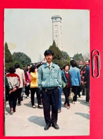 男子单人照 多单合并运费满百包邮只发快递 彩色老照片非黑白老照片 全网同售 不定期下架 加购请及时付款 欢迎选购 251025PSD