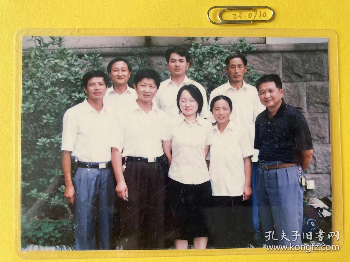 集体照 多单合并运费满百包邮只发快递 彩色老照片非黑白老照片 全网同售 不定期下架 加购请及时付款 本店更有70-90年代老年画 欢迎选购 230910PSD