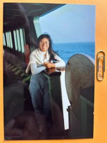 游轮上 多单合并运费满百包邮只发快递 彩色老照片非黑白老照片 全网同售 不定期下架 加购请及时付款 欢迎选购 251109PSD