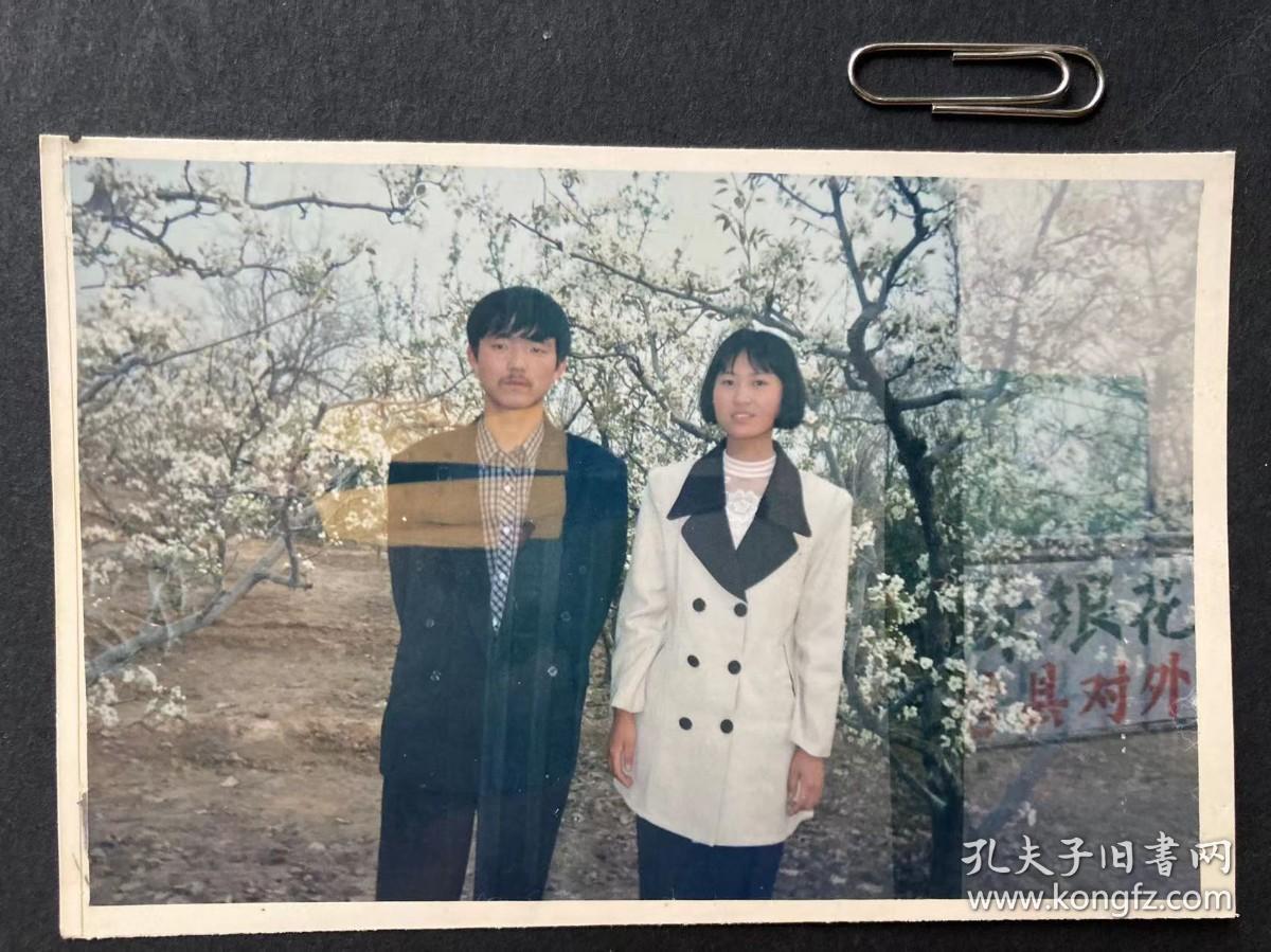 果园 多单合并运费满百包邮只发快递 彩色老照片非黑白老照片 全网同售 不定期下架 加购请及时付款 本店更有70-90年代老年画 欢迎选购 2307023APSD