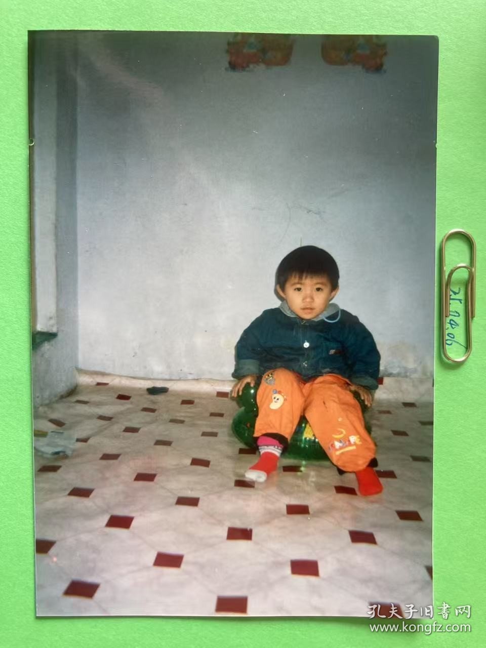 炕上 多单合并运费满百包邮只发快递 彩色老照片非黑白老照片 全网同售 不定期下架 加购请及时付款 欢迎选购 250406PSD
