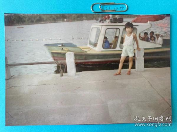 码头 多单合并运费满百包邮只发快递 彩色老照片非黑白老照片 全网同售 不定期下架 加购请及时付款 本店更有70-90年代老年画 欢迎选购 231005PSD
