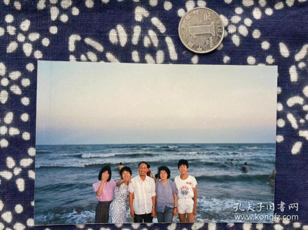 大海 多单可合并运费满百包邮只发快递 彩色老照片非黑白老照片 全网同售 不定期下架 加购请及时付款  本店更有70-90年代老年画 欢迎选购 230618PSD