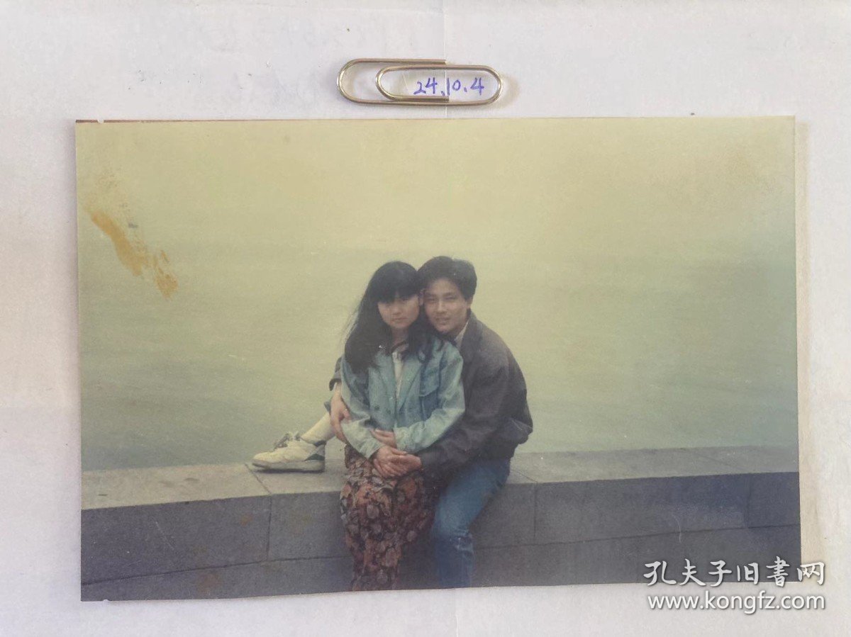 阴天 多单可合并运费满百包邮只发快递 彩色老照片非黑白老照片 全网同售 不定期下架 加购请及时付款 欢迎选购 241006PSD