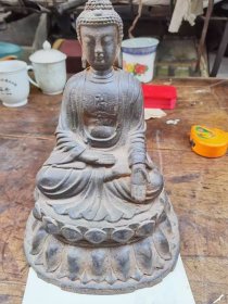 清代铁佛一尊