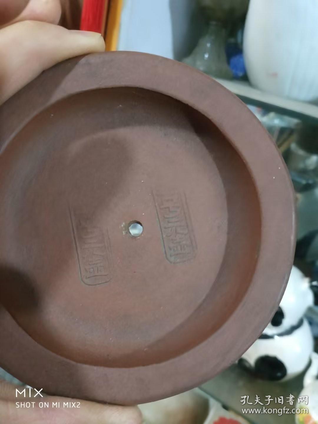 老紫砂壶一个