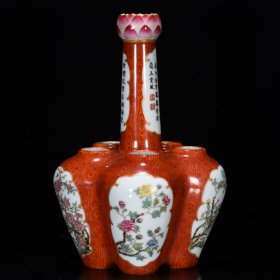 清乾隆粉彩花卉纹六口蒜头瓶23*16厘米