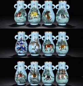 宋汝窑天蓝釉粉彩描金十二生肖象耳瓶18x11厘米