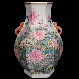 清乾隆万花纹六方双耳瓶45×31厘米
