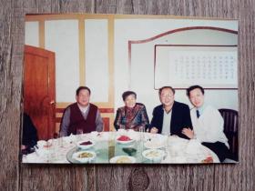 2001年 老照片：聚会