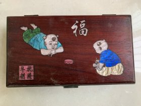 收到【福】字木盒一个、花梨木